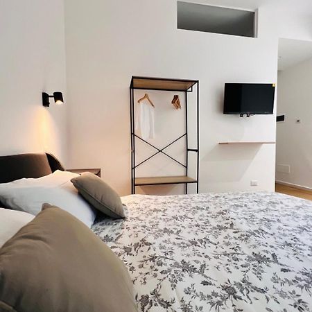 Finella Charming Rooms Барі Екстер'єр фото